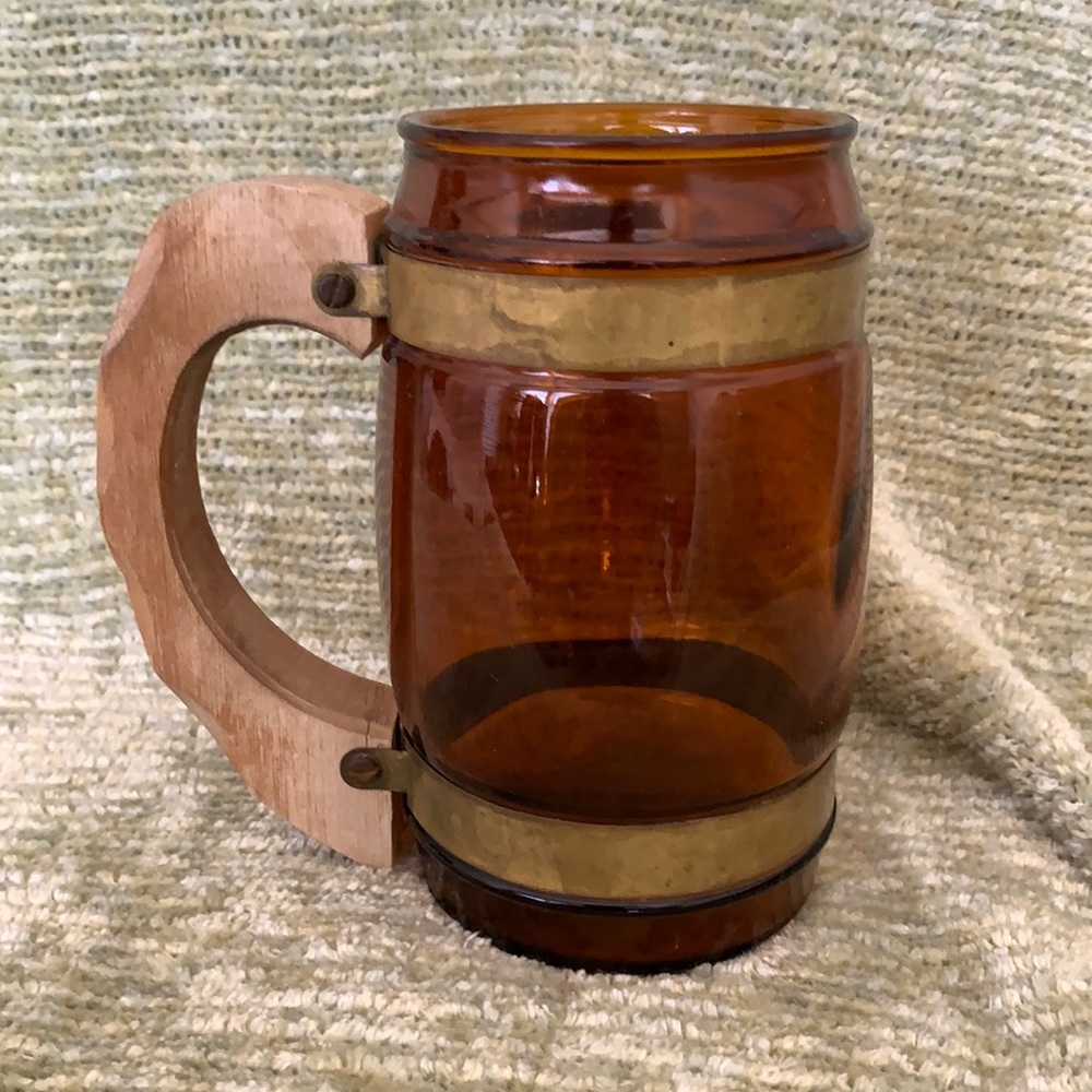 Amber Siesta Ware Vintage Wooden Handled Mug